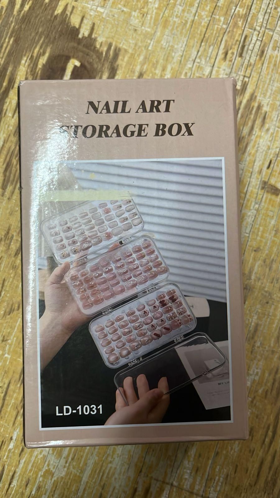 3 Fold Transparent Nail Organizer Case